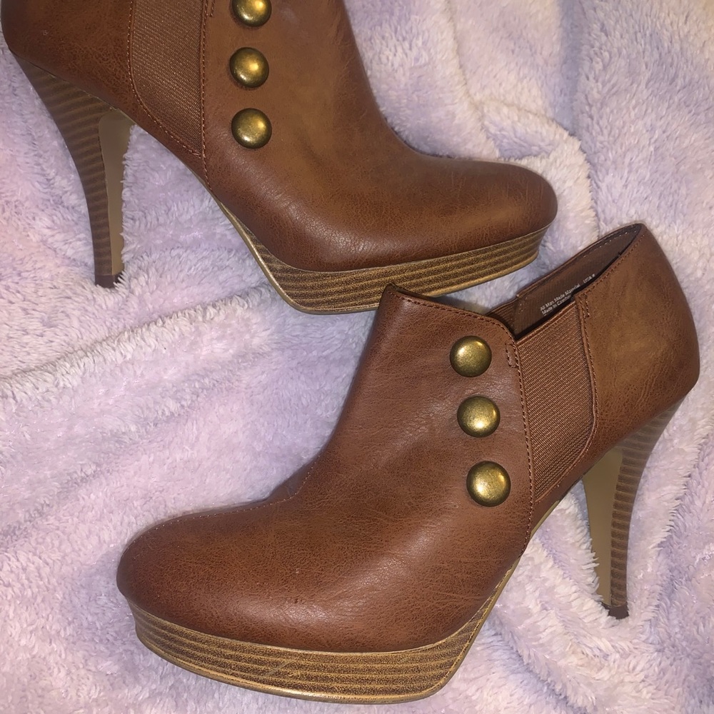 Brown heels